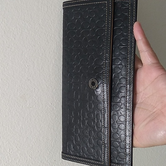 Vintage Coach Signature Embossed Leatger Clutch - Picture 1 of 8